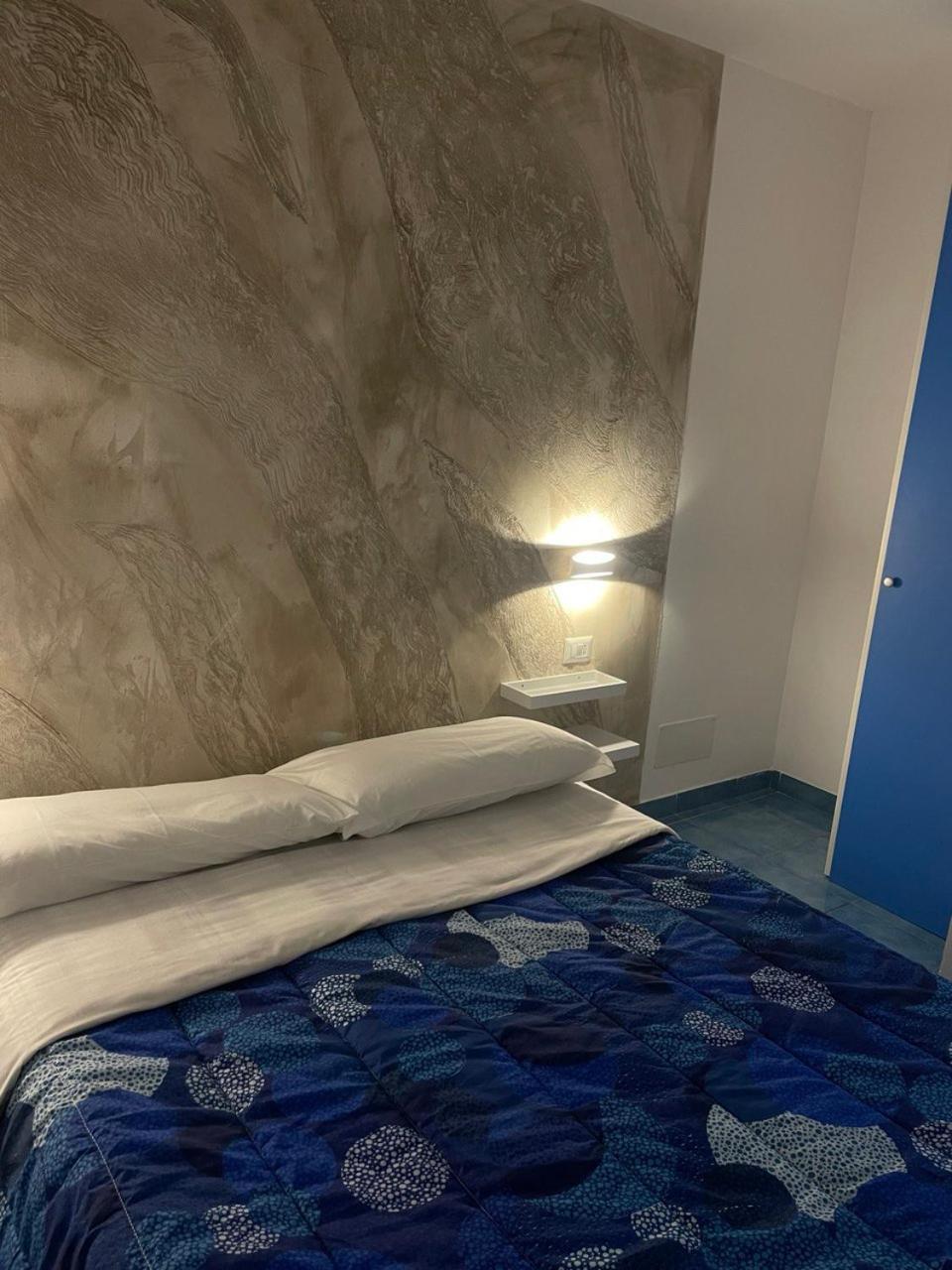 Appartement A Commedia Napulitana Naples